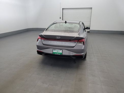 Used 2023 Hyundai Elantra SEL w/ Convenience Package FWD image 7
