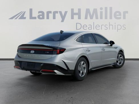 New 2026 Hyundai Sonata SE FWD image 4