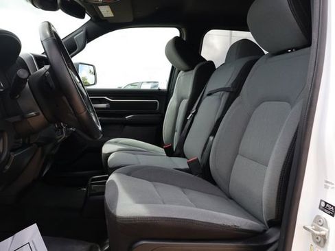 Used 2024 RAM 1500 Big Horn AWD/4WD image 9