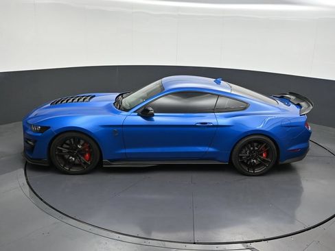 Used 2021 Ford Mustang Shelby GT500 w/ Technology Package RWD image 21
