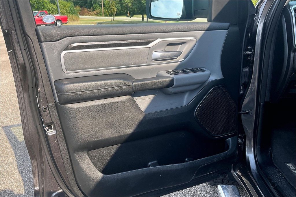 Used 2020 RAM 1500 Big Horn AWD/4WD image 23