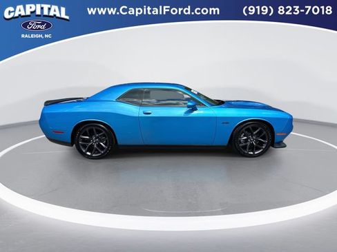 Used 2023 Dodge Challenger R/T w/ Blacktop Package RWD image 9