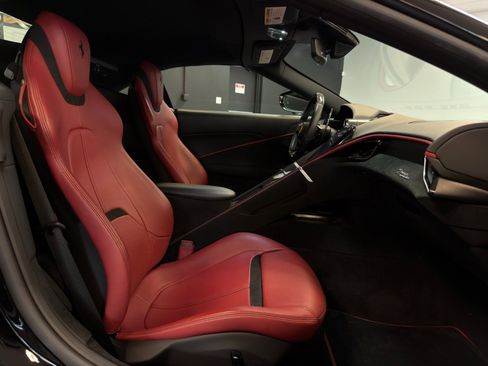 Used 2025 Ferrari Roma Spider RWD image 16