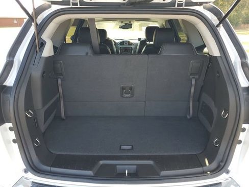 Used 2017 Buick Enclave Leather image 32