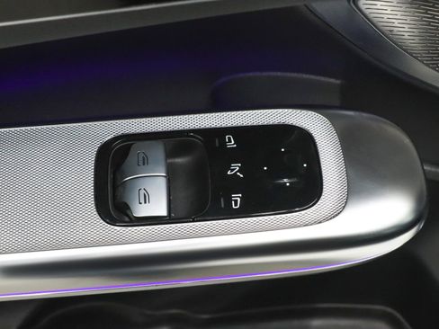 Used 2024 Mercedes-Benz CLE 450 4MATIC Coupe image 15