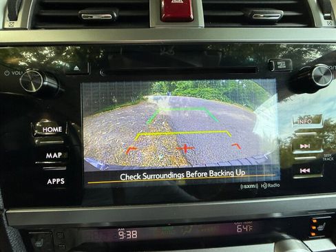 Used 2016 Subaru Outback 3.6R Limited AWD/4WD image 24