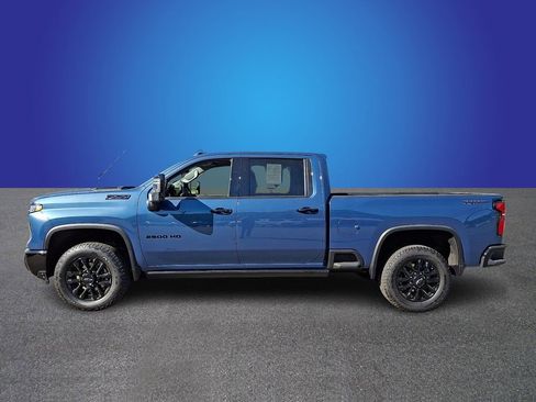 Used 2026 Chevrolet Silverado 2500 LTZ w/ LTZ Plus Package AWD/4WD image 7