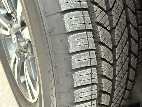 Used 2016 Toyota Tacoma SR5 image 8