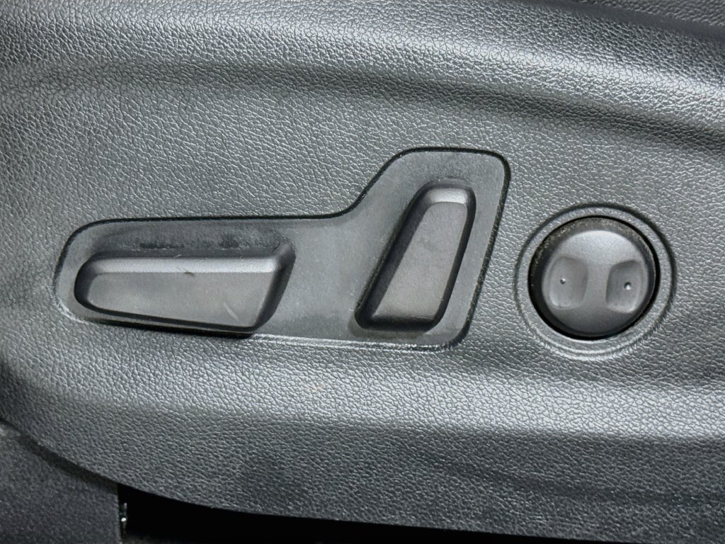 Used 2020 Kia Sportage EX AWD/4WD image 14