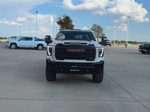 New 2026 GMC Sierra 2500 AT4X AWD/4WD image 3