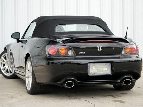 Used 2005 Honda S2000 image 5