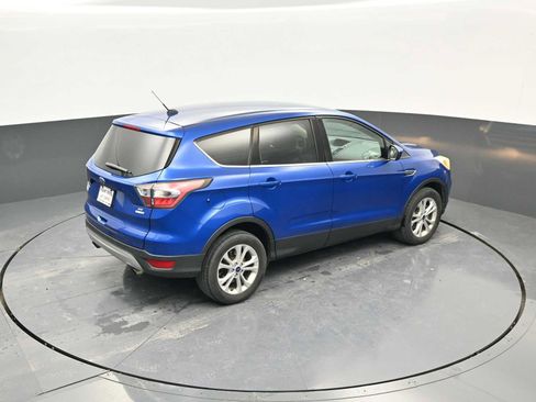 Used 2017 Ford Escape SE image 25