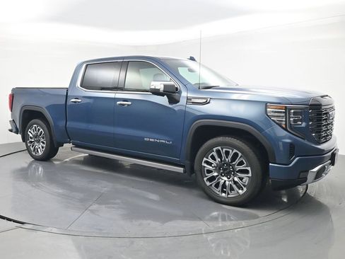 Used 2024 GMC Sierra 1500 Denali Ultimate image 7
