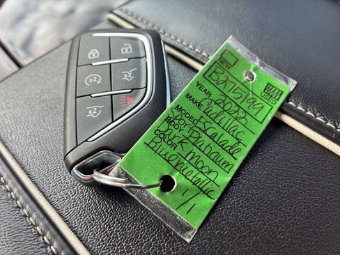 Used 2022 Cadillac Escalade Sport Platinum image 23