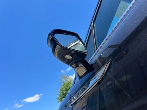 Certified 2023 Lincoln Nautilus Black Label AWD/4WD image 43