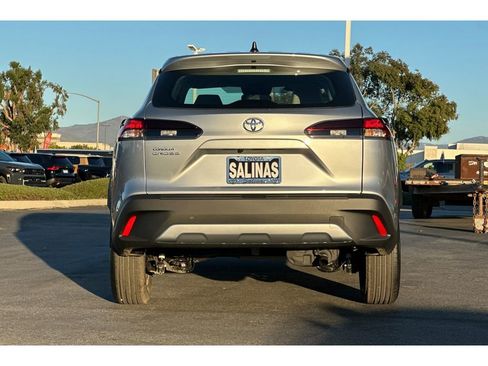 New 2026 Toyota Corolla Cross L image 5