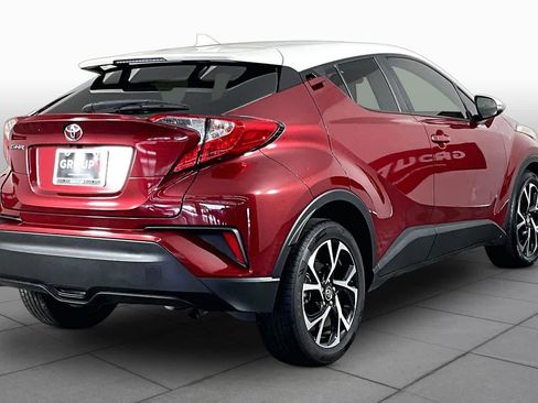 Used 2018 Toyota C-HR XLE FWD image 12