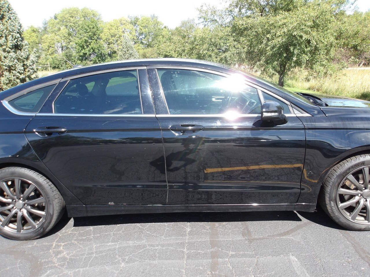 Used 2016 Ford Fusion SE FWD image 34