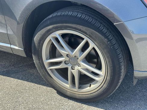 Used 2017 Audi Q5 2.0T Premium Plus w/ Technology Package image 5