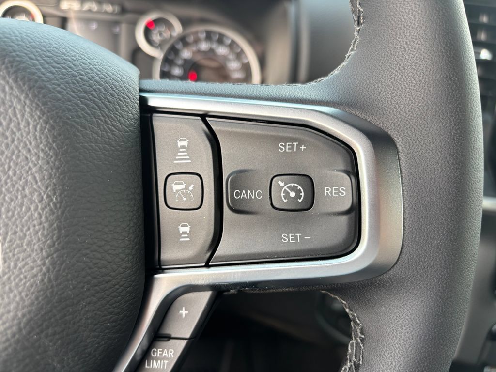 Used 2026 RAM 1500 Big Horn AWD/4WD image 10