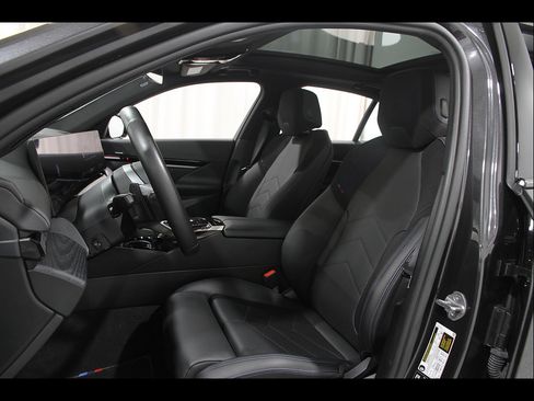 Certified 2024 BMW 530i xDrive w/ M Sport Package AWD/4WD image 5