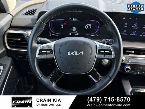 Certified 2025 Kia Telluride LX image 14