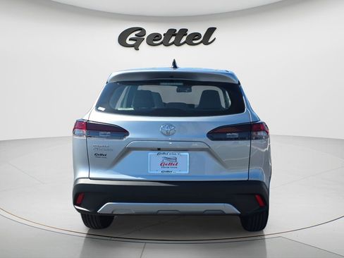 Used 2026 Toyota Corolla Cross L FWD image 6