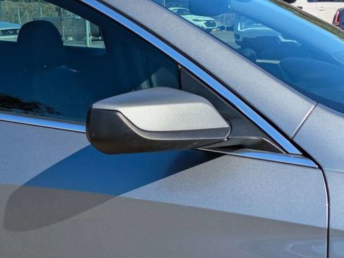 Used 2024 Chevrolet Malibu LT image 12