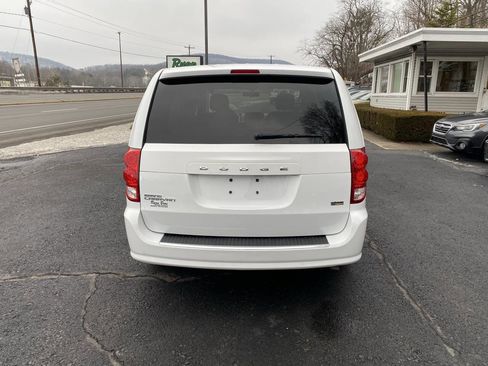 Used 2014 Dodge Grand Caravan SE w/ Quick Order Package 29E SE image 8