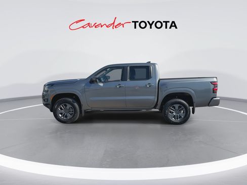 Used 2025 Nissan Frontier SV AWD/4WD image 5