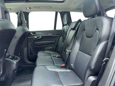 Used 2018 Volvo XC90 T5 Momentum w/ Convenience Package image 39