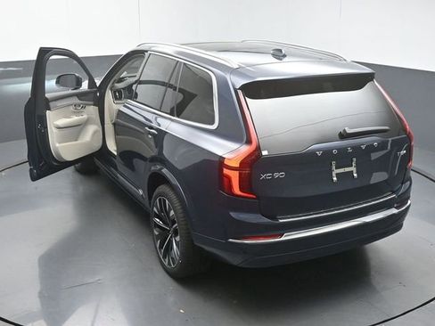 New 2026 Volvo XC90 T8 Ultra w/ Protection Package Premier AWD/4WD image 49