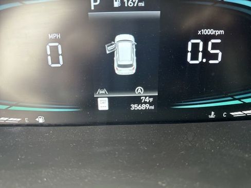 Used 2024 Hyundai Palisade SEL FWD image 2