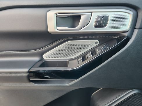 Used 2023 Ford Explorer ST w/ Equipment Group 401A image 23