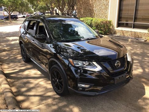 Used 2018 Nissan Rogue SV AWD/4WD image 6