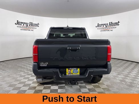 Used 2025 Toyota Tacoma SR5 image 7