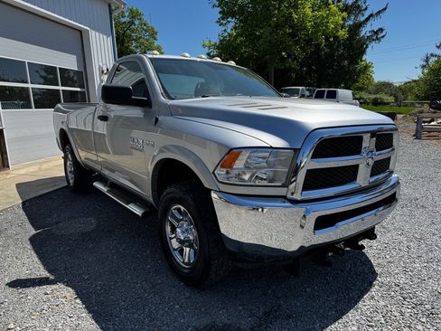 Used 2014 RAM 2500 Tradesman w/ Chrome Appearance Group image 3