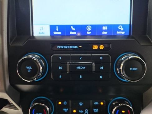Used 2021 Ford F250 Lariat AWD/4WD image 36