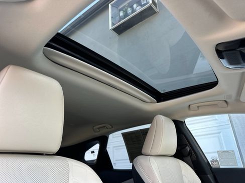 Used 2024 Lexus RX 350 FWD w/ Technology Package image 19
