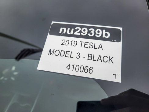 Used 2019 Tesla Model 3 image 25
