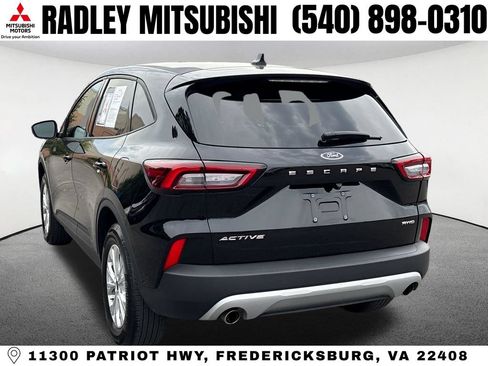 Used 2025 Ford Escape Active AWD/4WD image 17