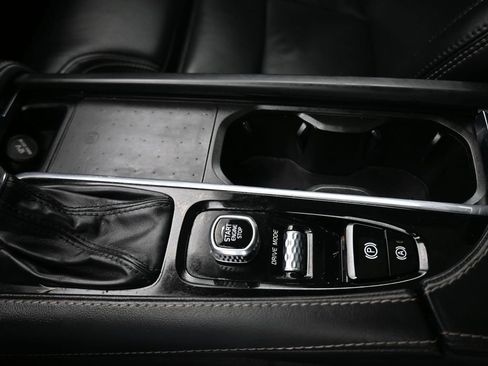 Used 2021 Volvo XC90 T6 Inscription image 27