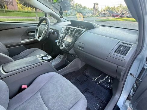 Used 2012 Toyota Prius V Two FWD image 14
