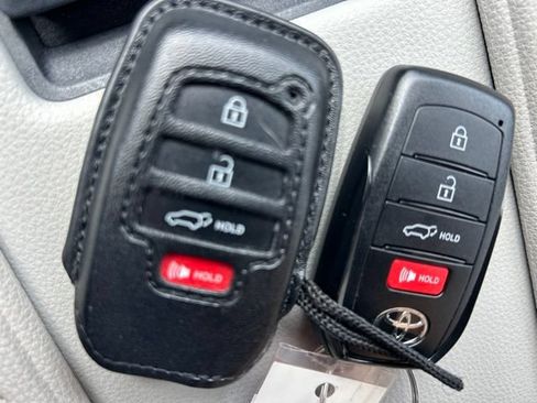 Used 2024 Toyota Grand Highlander AWD Hybrid image 28