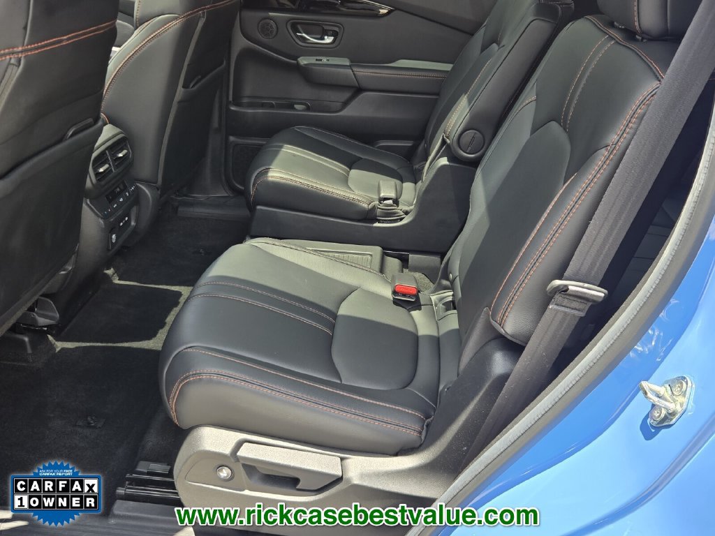 Used 2024 Honda Pilot TrailSport image 11