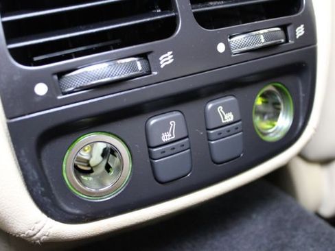 Used 2008 Jaguar XJ8 image 20