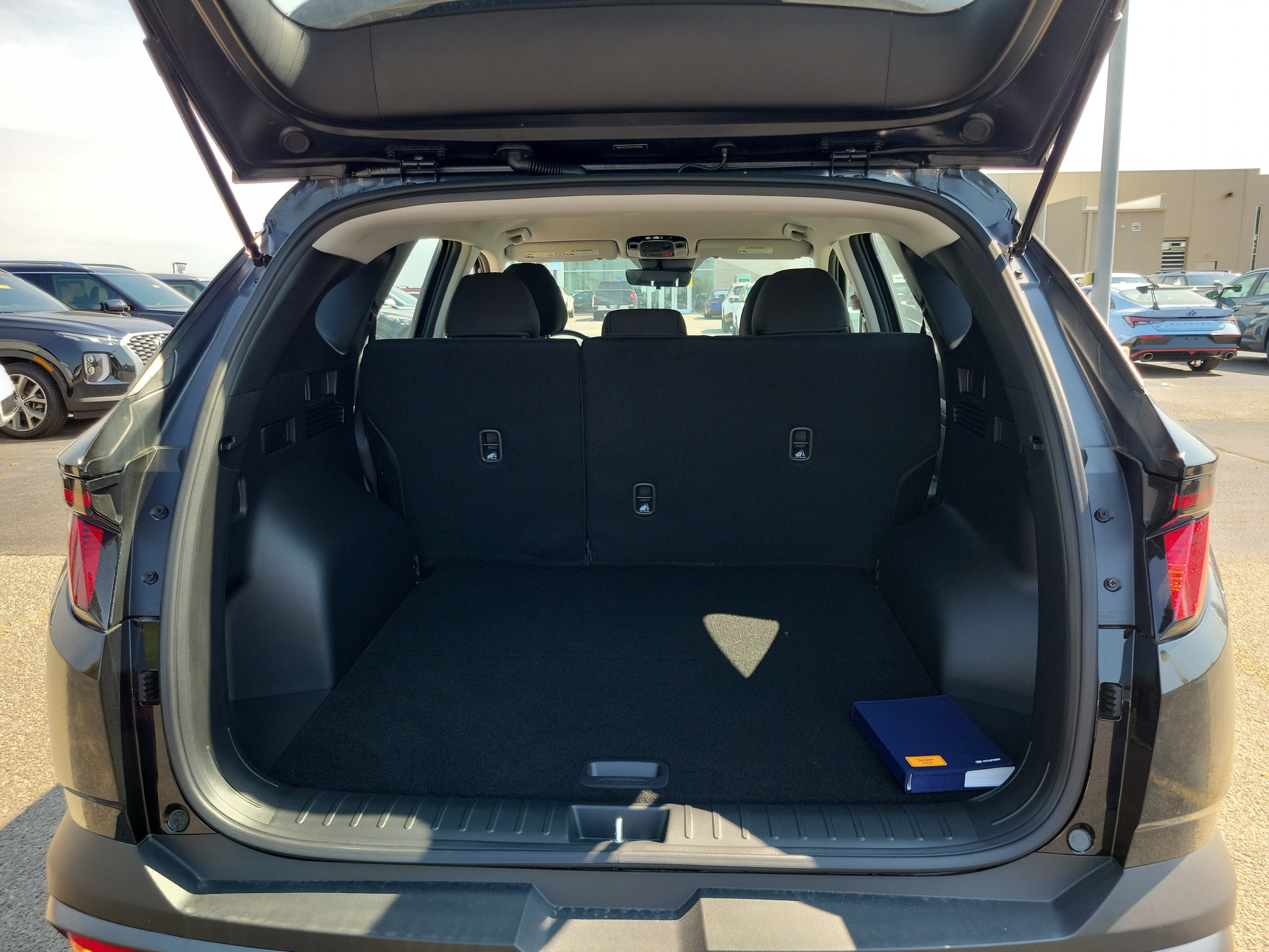 New 2026 Hyundai Tucson SE AWD/4WD image 8