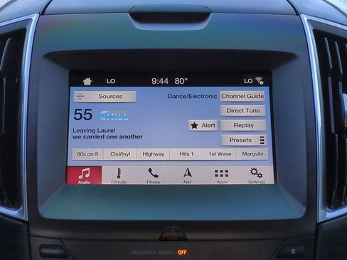 Used 2018 Ford Edge Titanium w/ Equipment Group 301A image 17