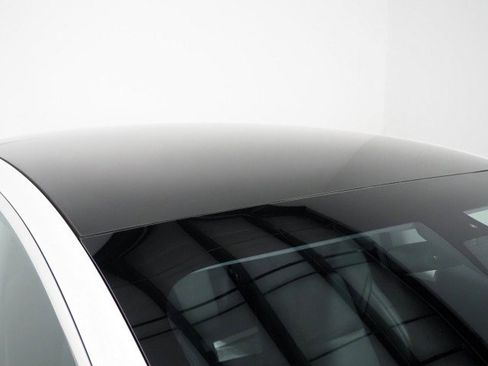 Used 2020 Tesla Model 3 Standard Range Plus image 5