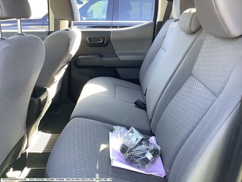 Used 2023 Toyota Tacoma SR image 13